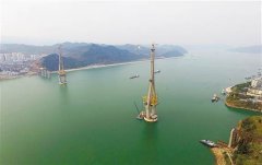 建设中的丰都长江二桥 建设中的丰都长江二桥